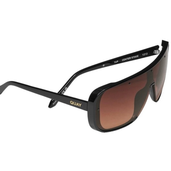 QUAY Center Stage Sunglasses Black Frame Chocolate Paprika Lens Shield NWT - Picture 6 of 8